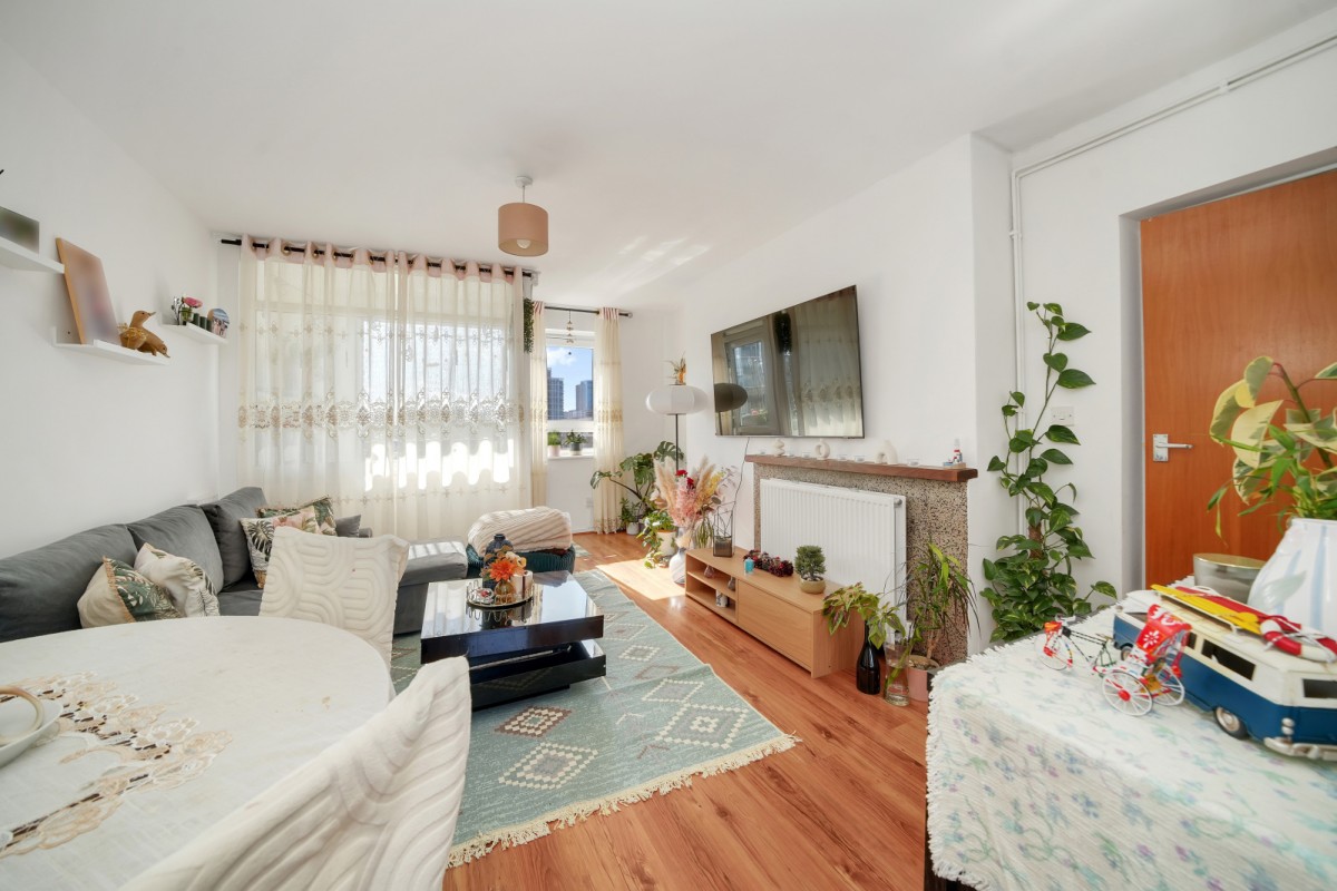 Cambridge Heath Road, London