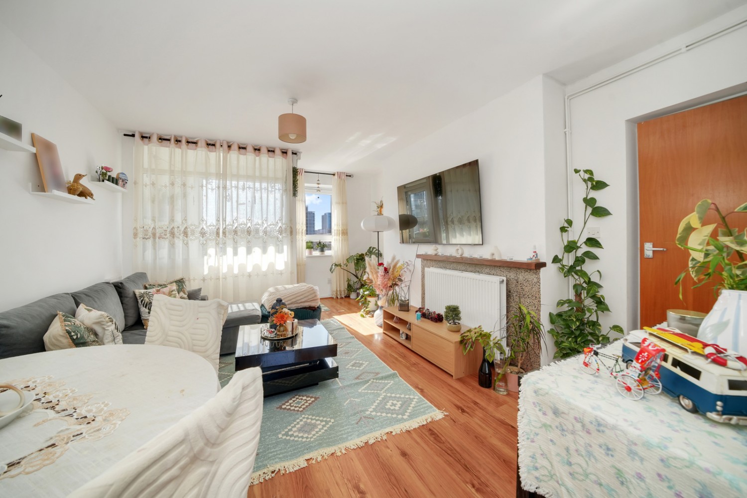 Cambridge Heath Road, London