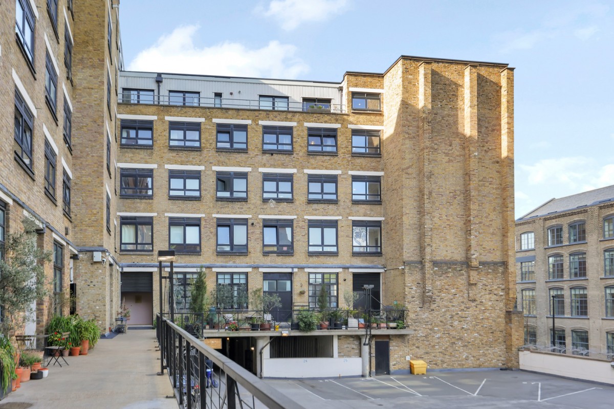 Bethnal Green Road, 463 Bethnal Green Road, London