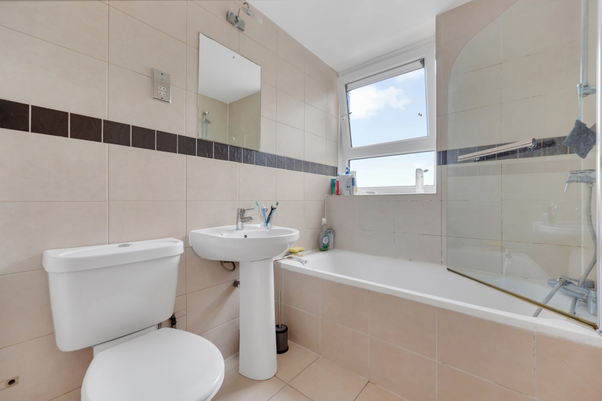 Bethnal Green Road, 463 Bethnal Green Road, London