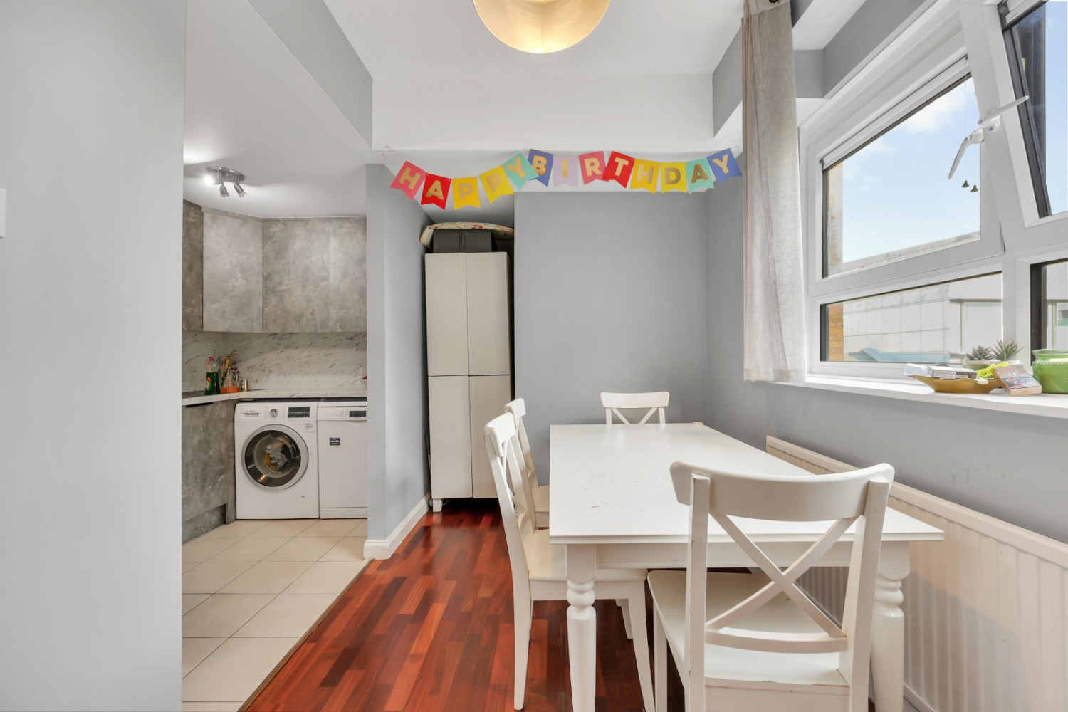 Bethnal Green Road, 463 Bethnal Green Road, London