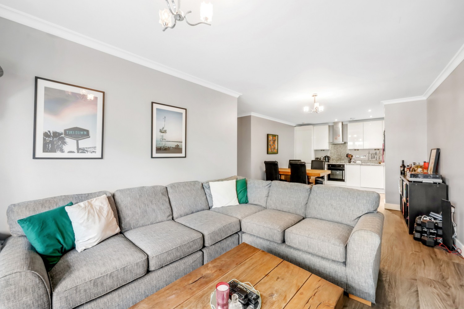 Meath Crescent, 1 Meath Crescent, London