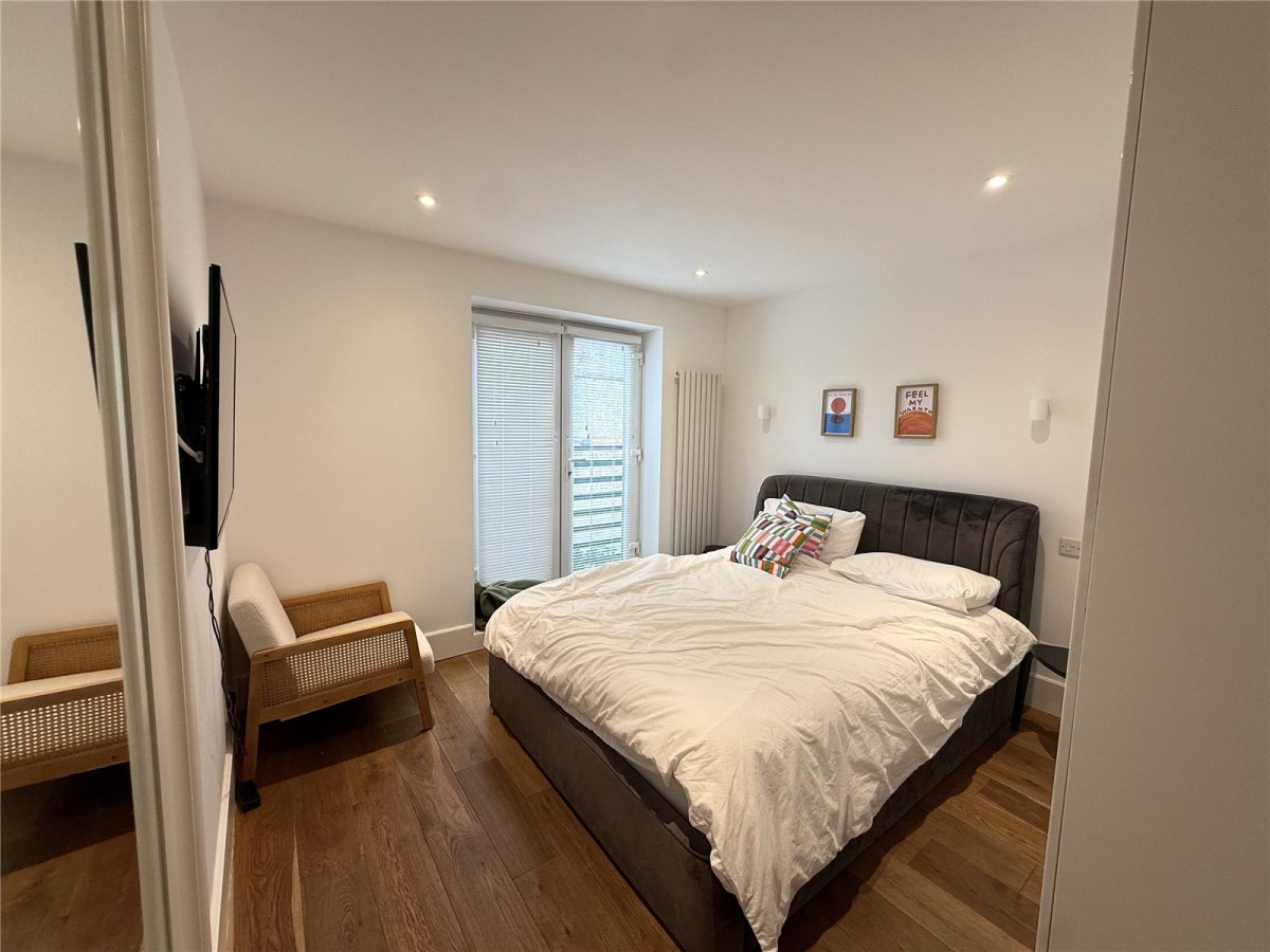 Rosebery Road, London