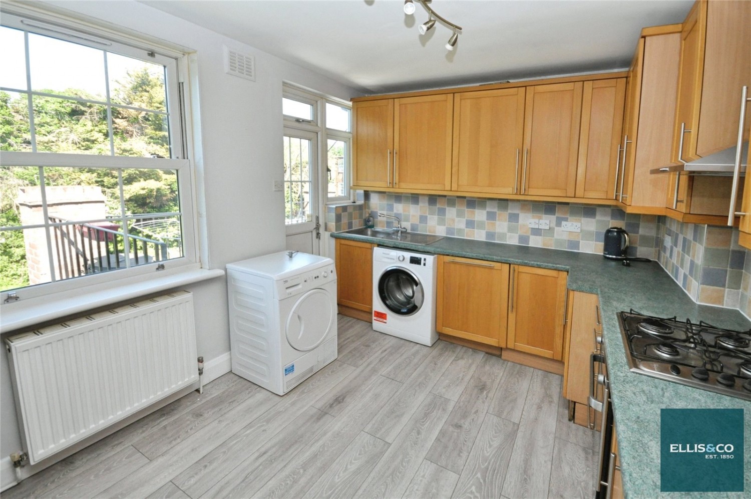 North Circular Road, Finchley, London