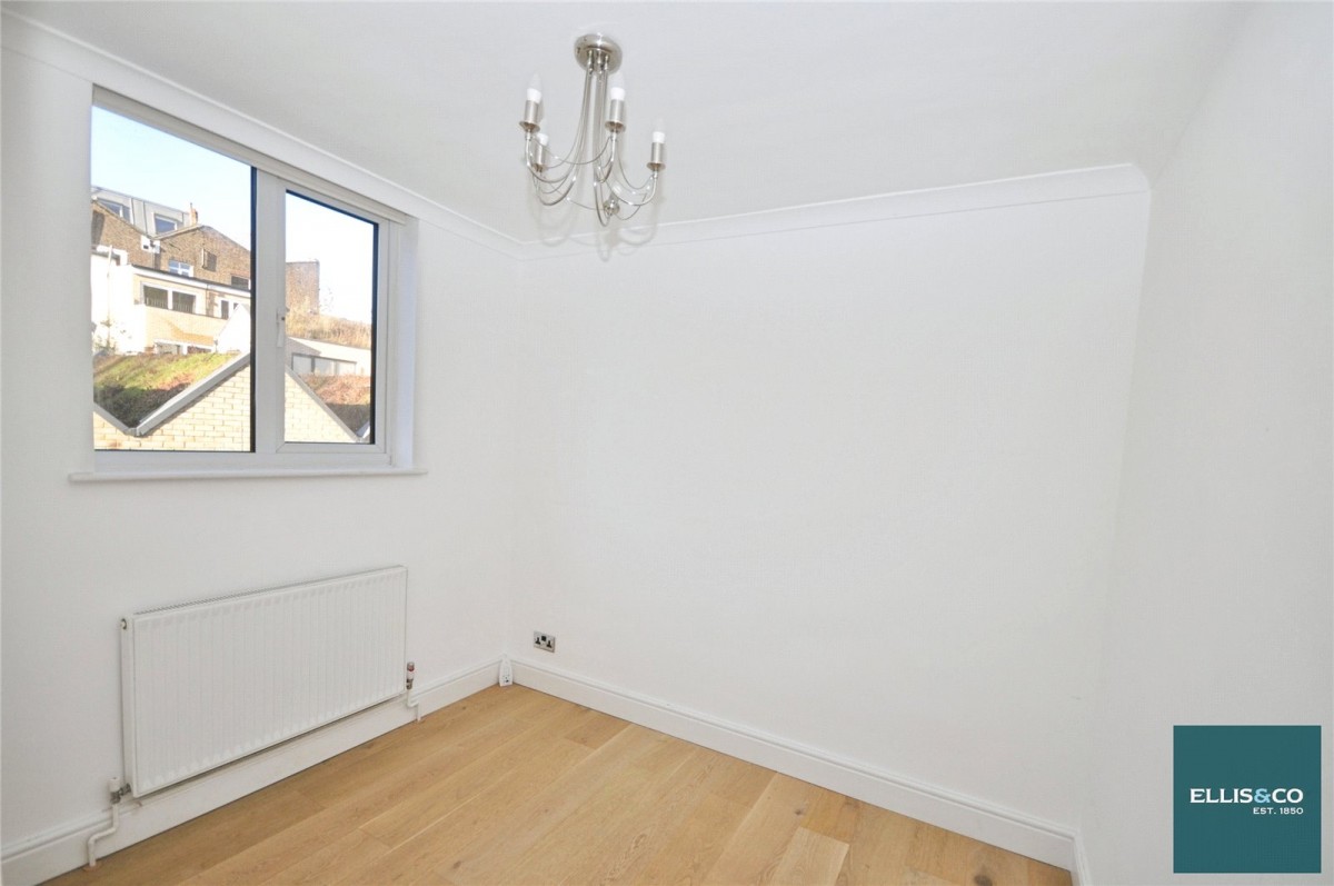 East End Road, London