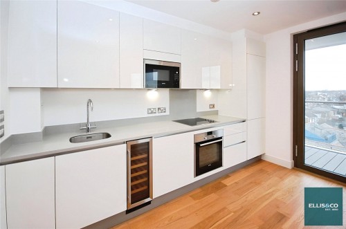 Regents Park Road, Finchley