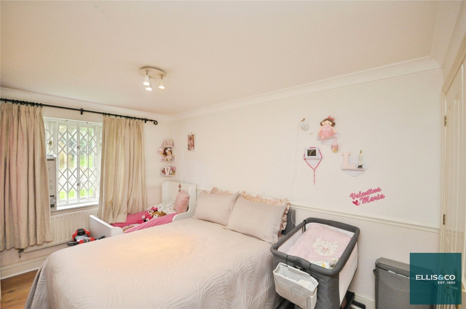 Stanhope Avenue, Finchley, London