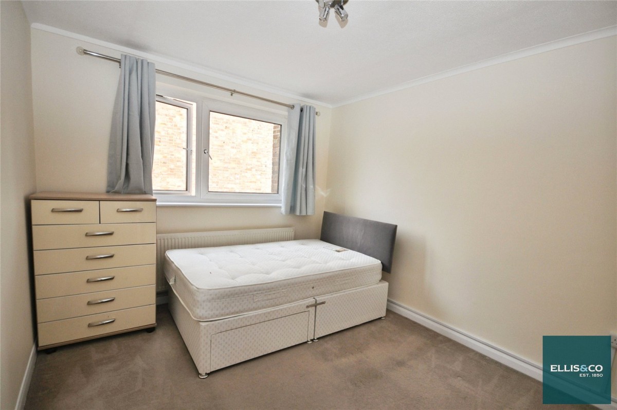 Dollis Road, Finchley