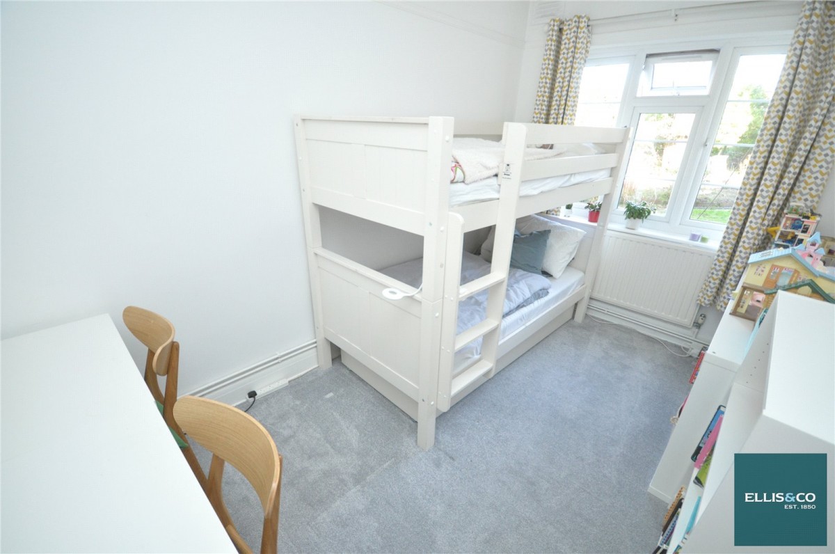 Crescent Road, Finchley