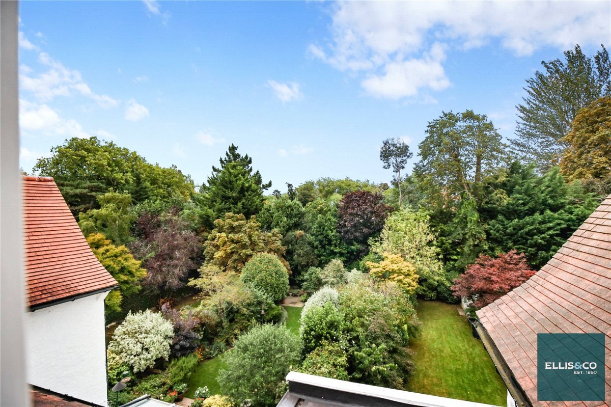 Golders Hill Park