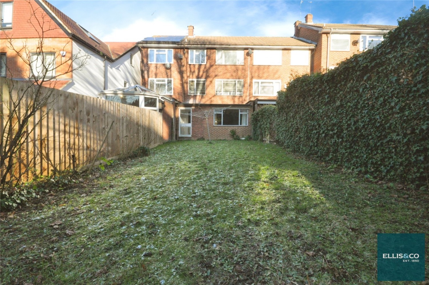 Wickliffe Avenue, Finchley