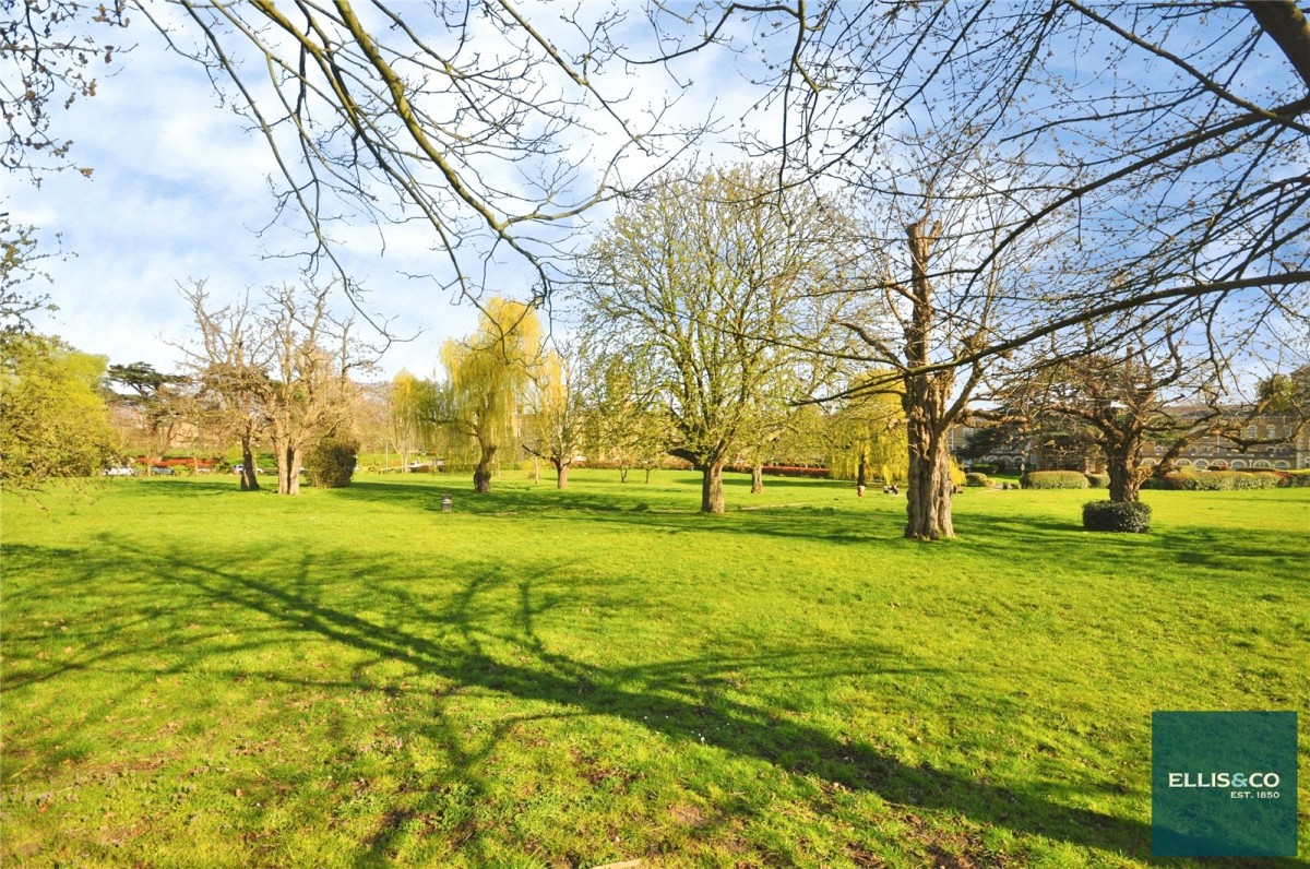 Friern Barnet