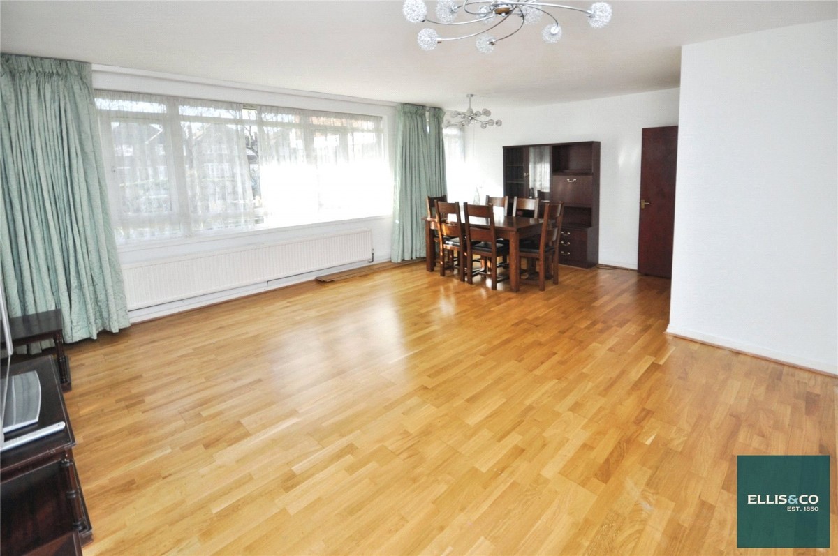 Regents Park Road, Finchley, London