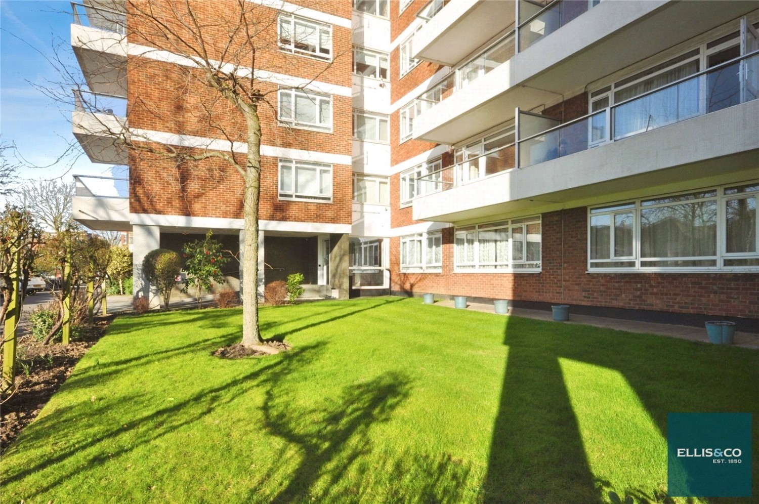 Regents Park Road, Finchley, London