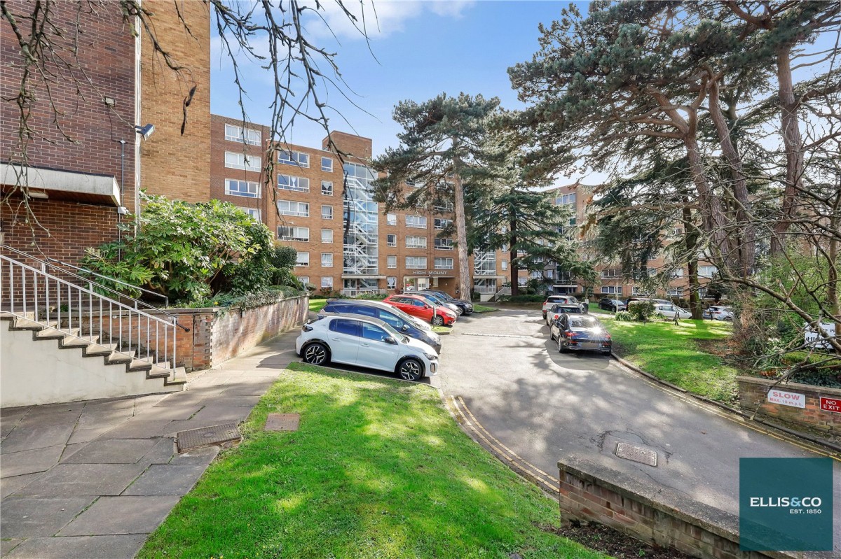 Station Road, Hendon