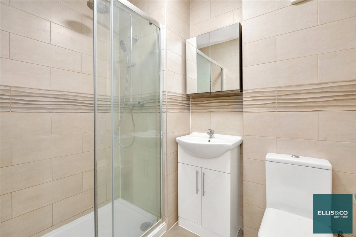 Station Road, Hendon