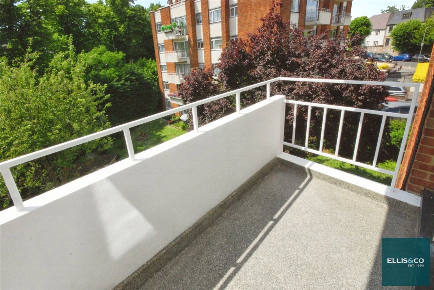 Woodlands, Golders Green