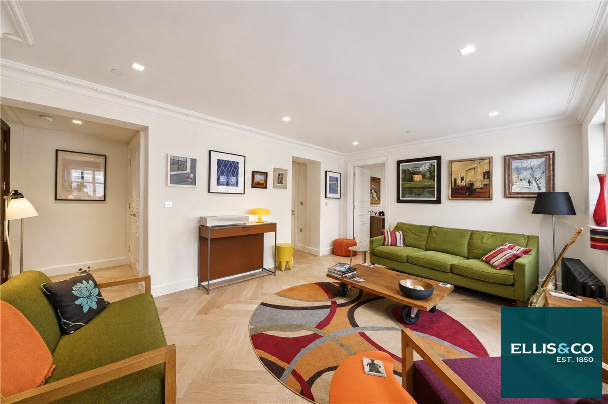 Kidderpore, 8c Kidderpore, Hampstead