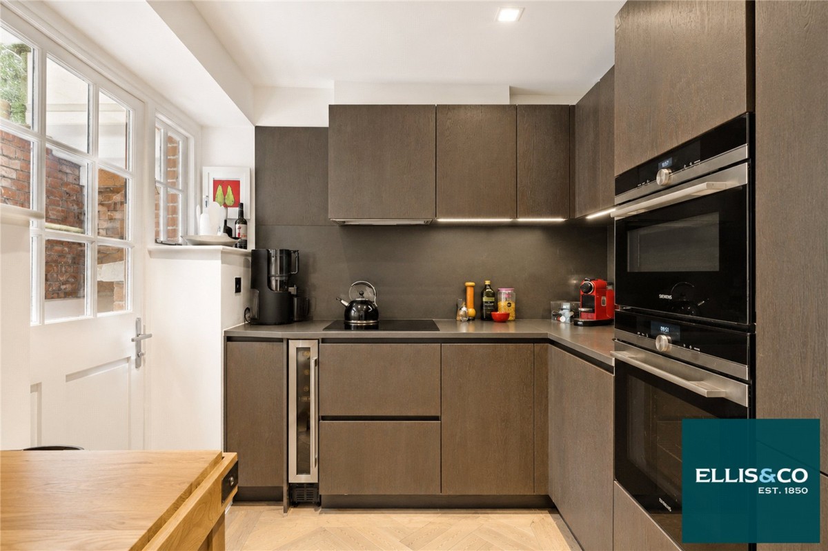 Kidderpore, 8c Kidderpore, Hampstead