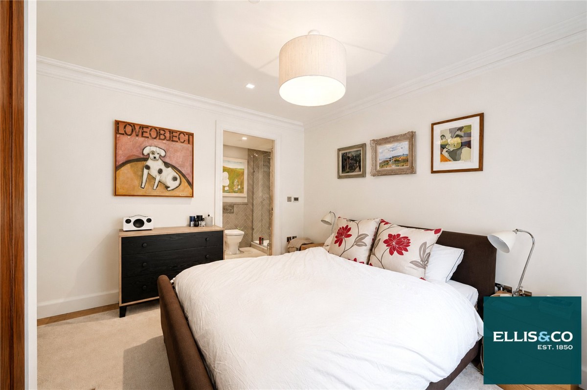 Kidderpore, 8c Kidderpore, Hampstead