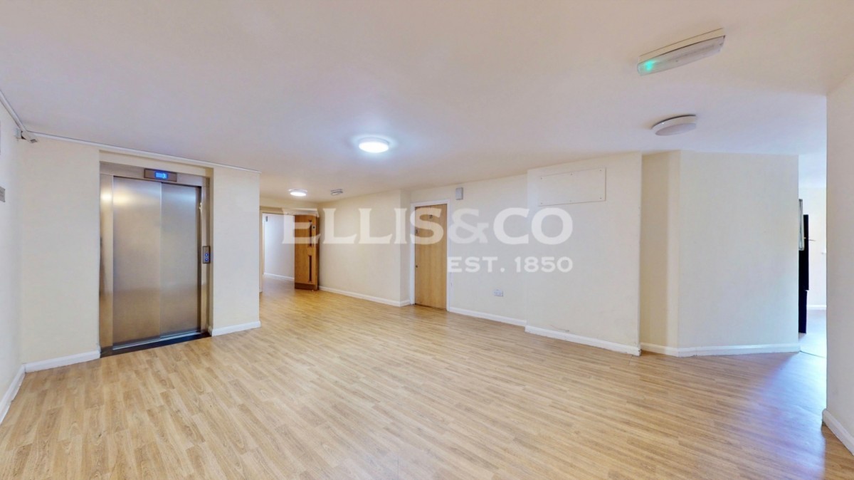 Greenford Road, 1089 Greenford Road, Greenford