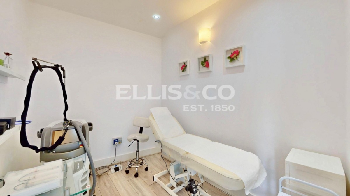 Perivale, Greenford
