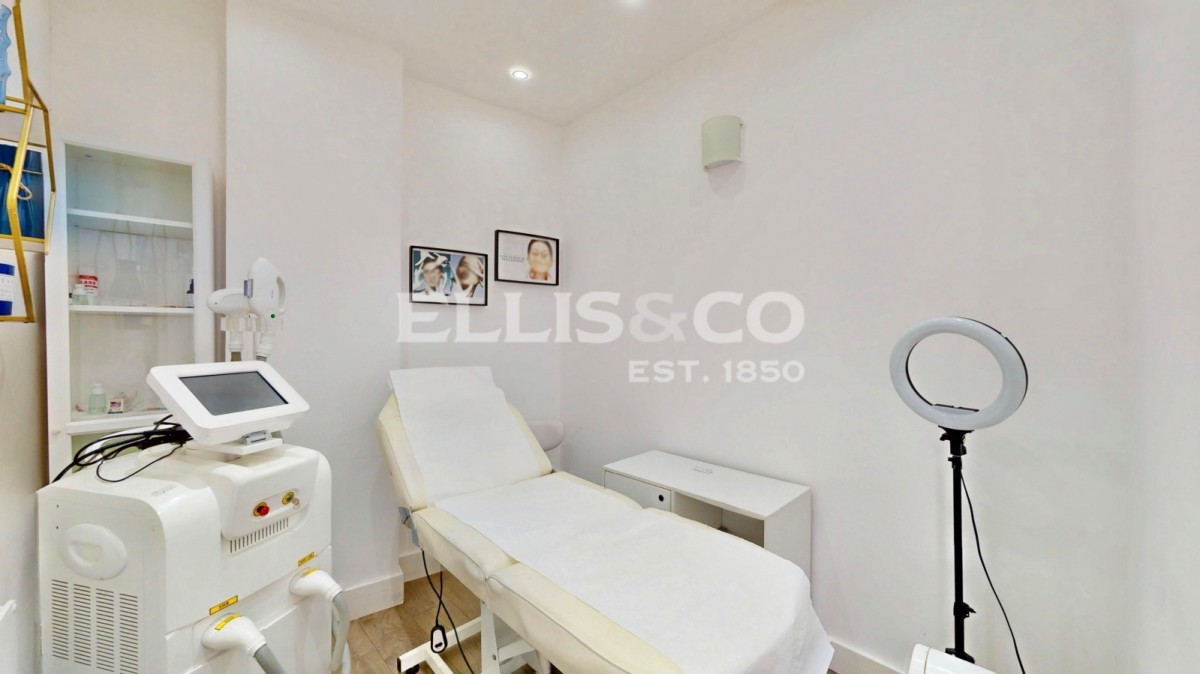 Perivale, Greenford