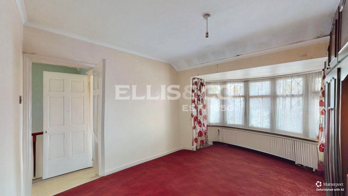 Western Avenue, Greenford