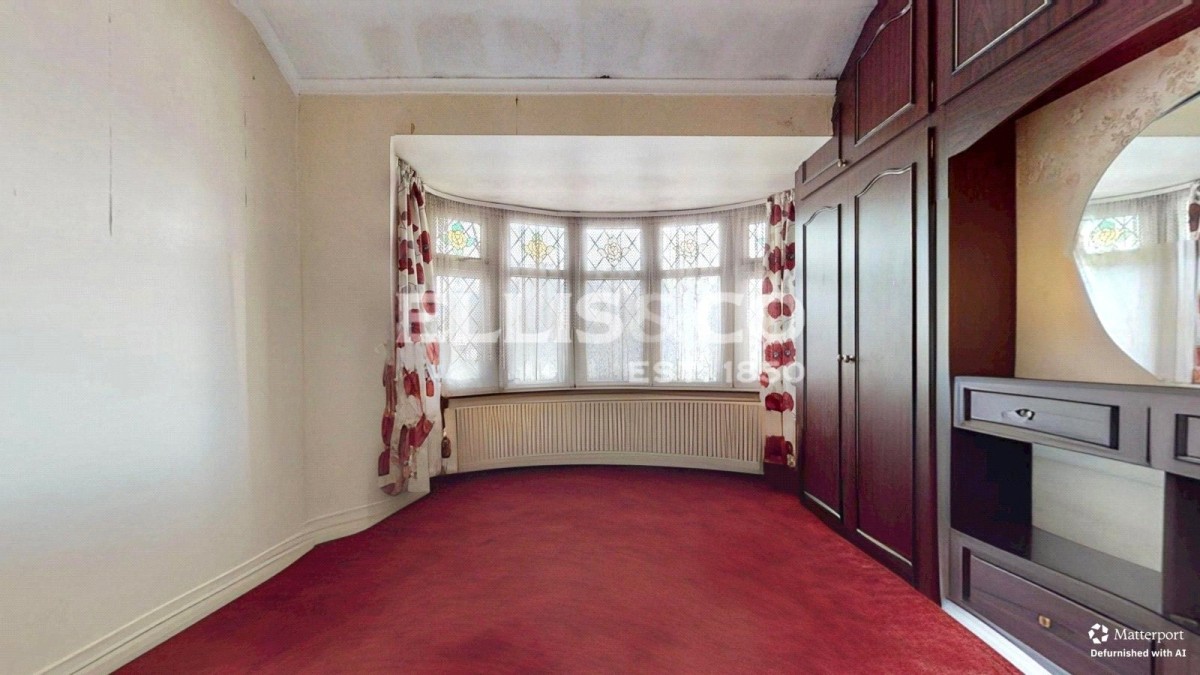 Western Avenue, Greenford