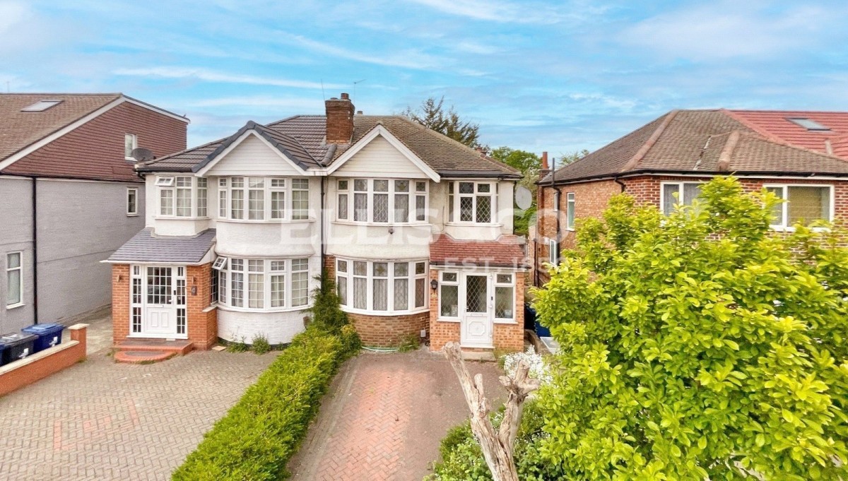Western Avenue, Greenford
