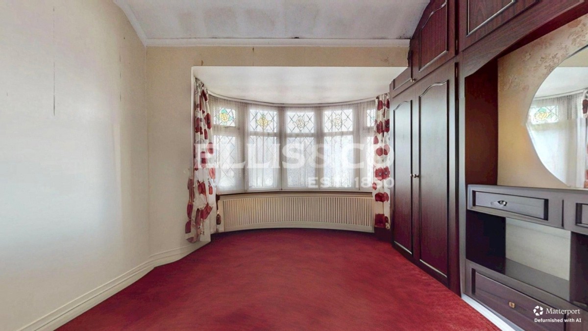 Western Avenue, Greenford