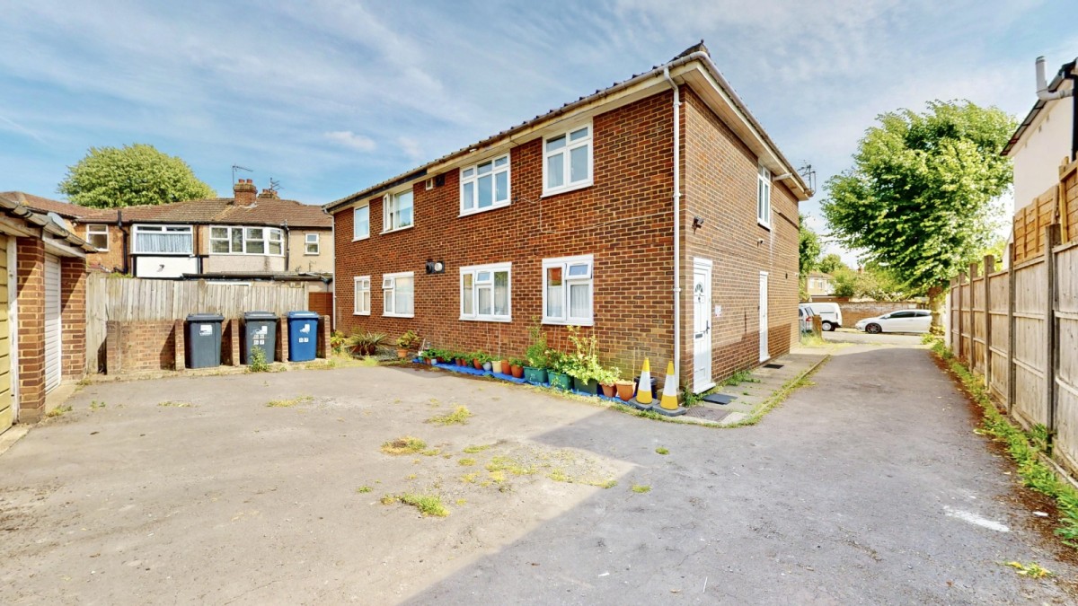 Perivale, Greenford