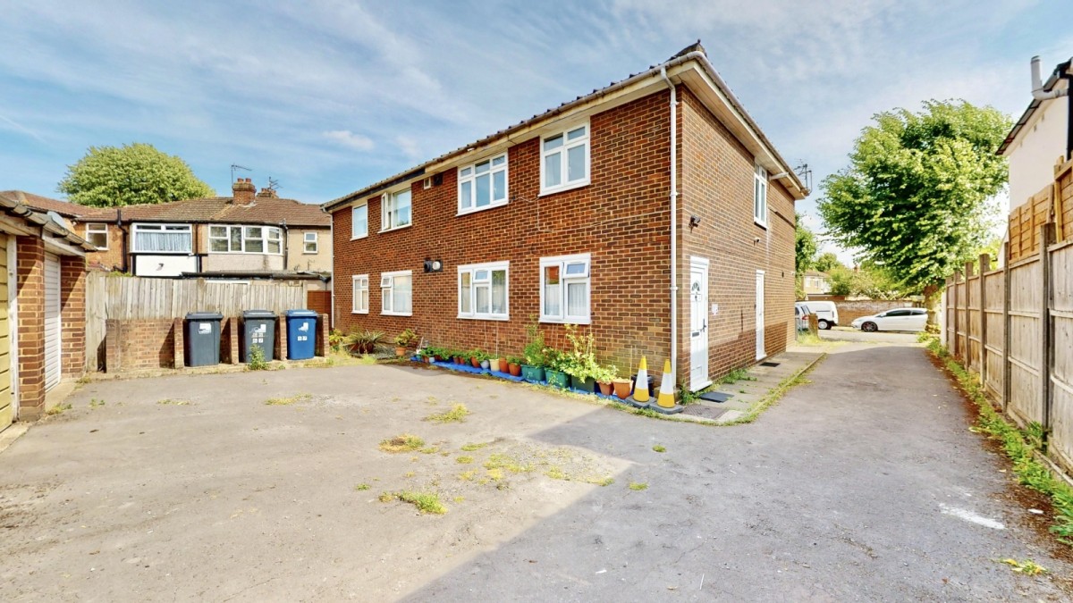 Perivale, Greenford