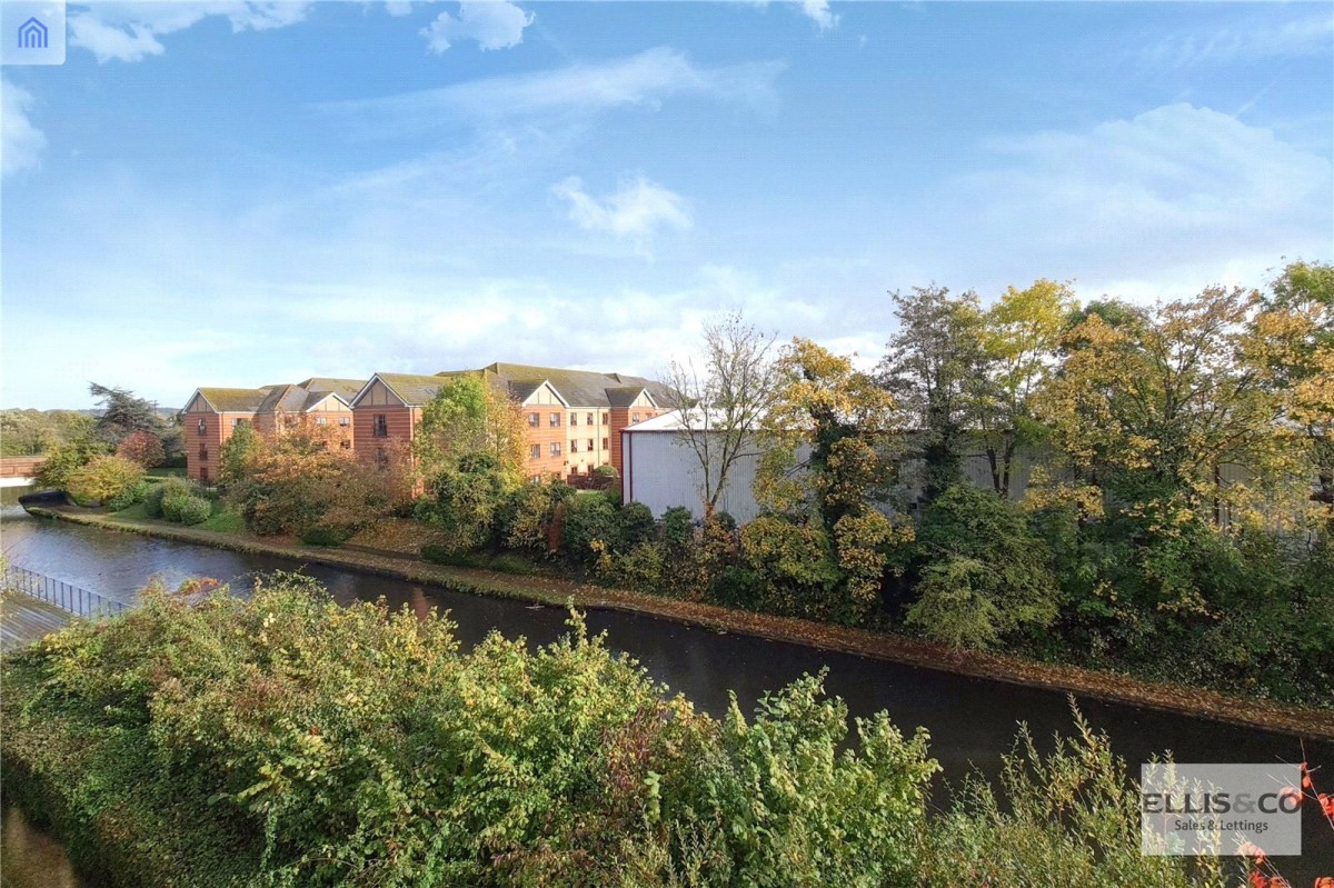 Taywood Road, Northolt