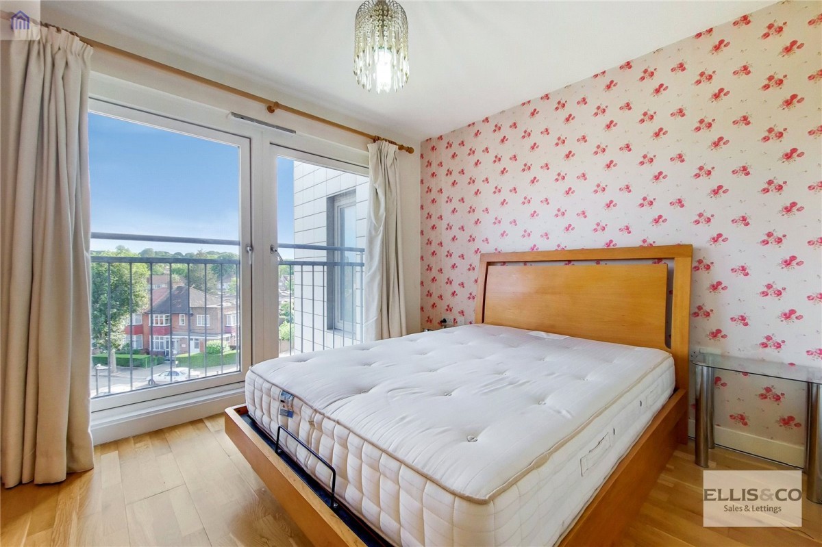 Sudbury Heights Avenue, Greenford