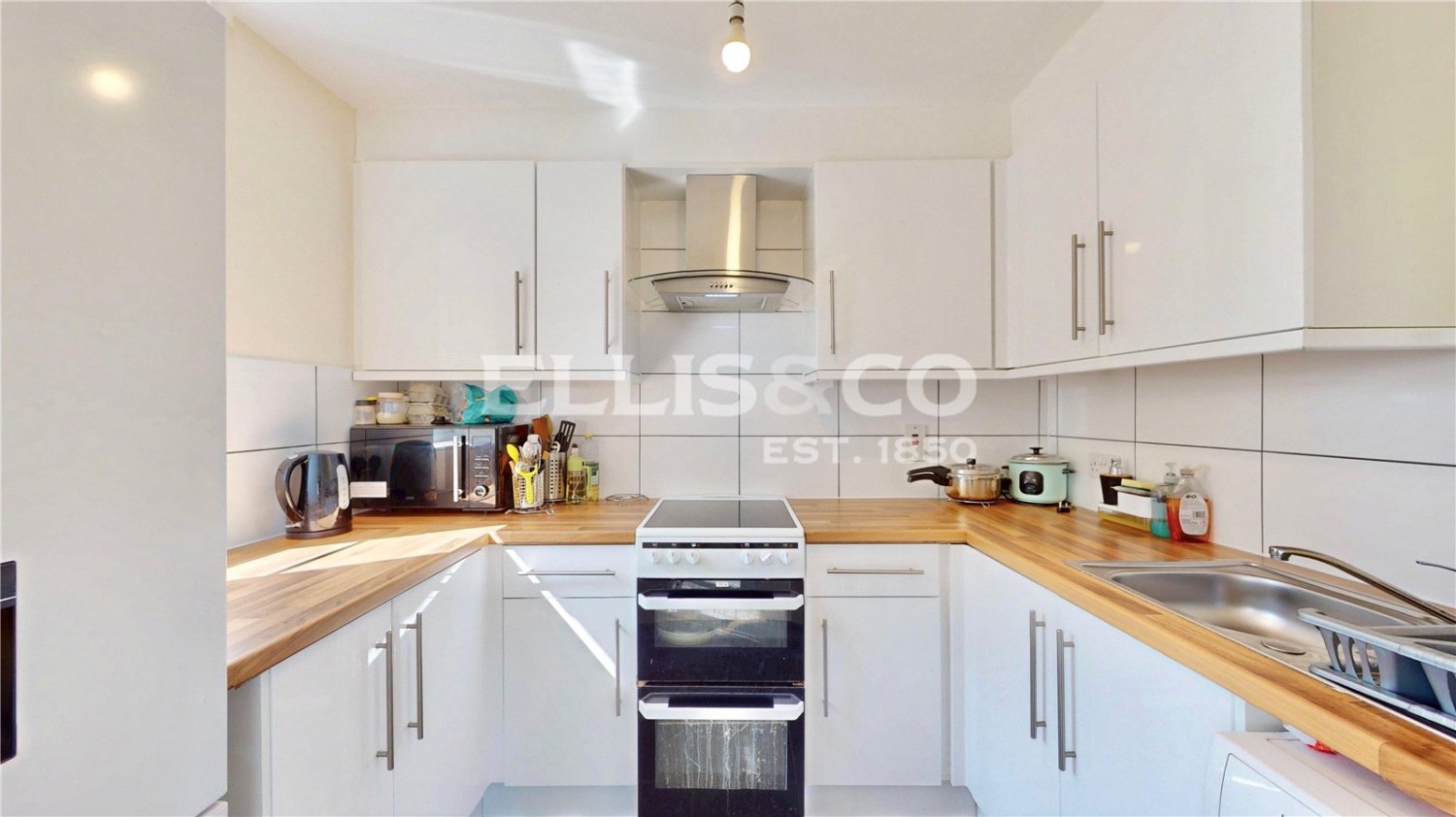 Vicars Bridge Close, Wembley