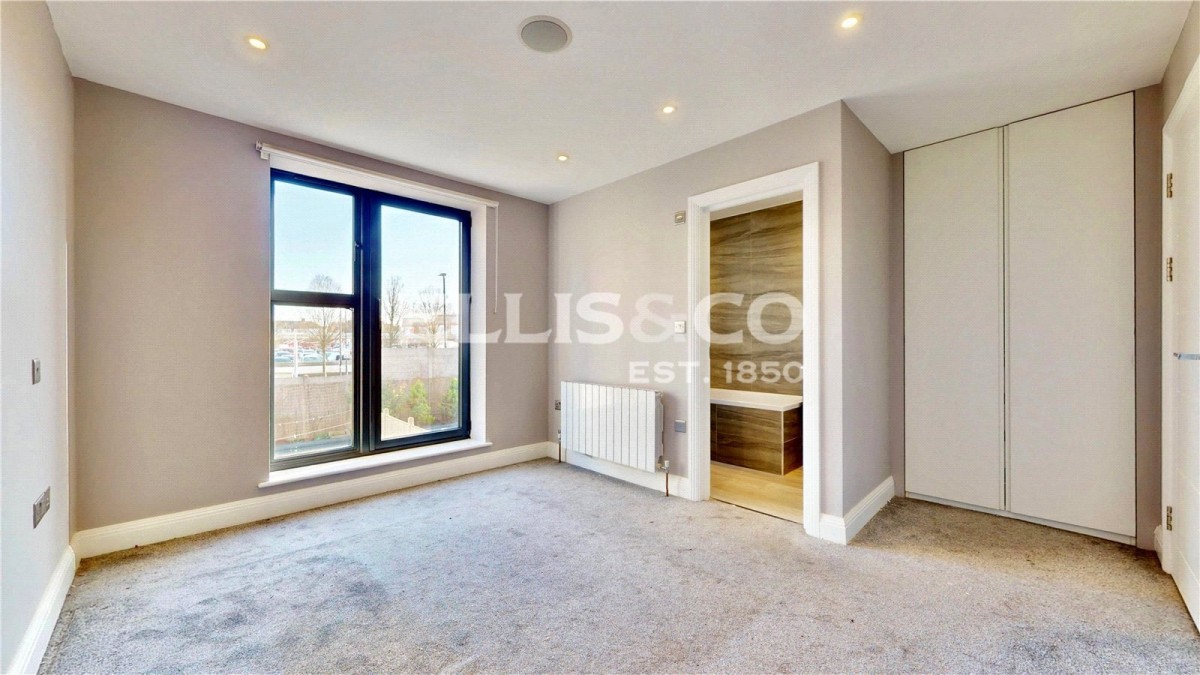 Perivale, Greenford