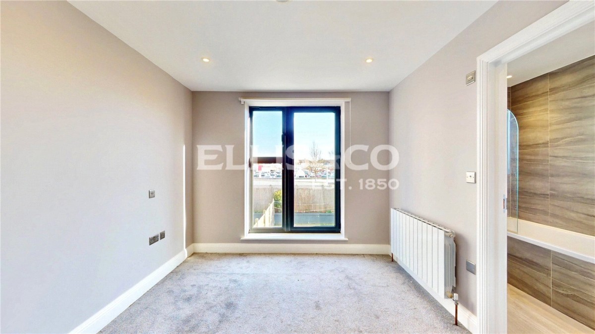 Perivale, Greenford