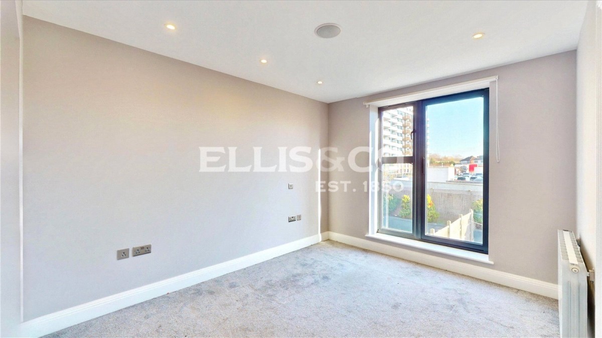 Perivale, Greenford