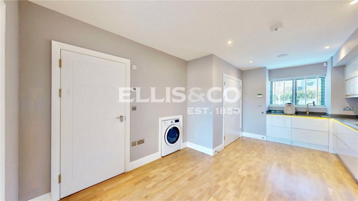 Perivale, Greenford
