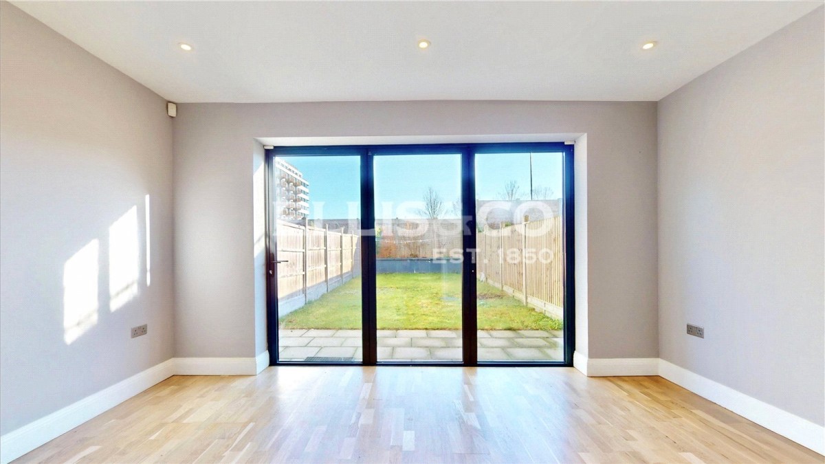 Perivale, Greenford