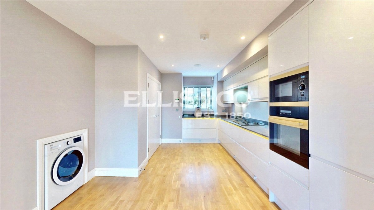 Perivale, Greenford