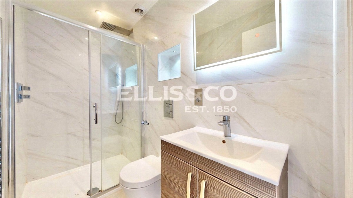 Perivale, Greenford
