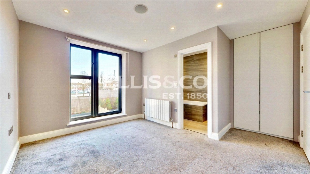 Perivale, Greenford