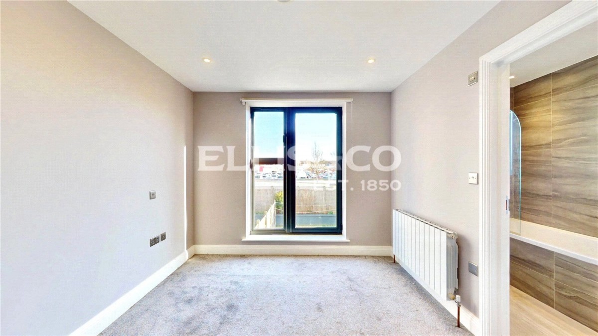 Perivale, Greenford