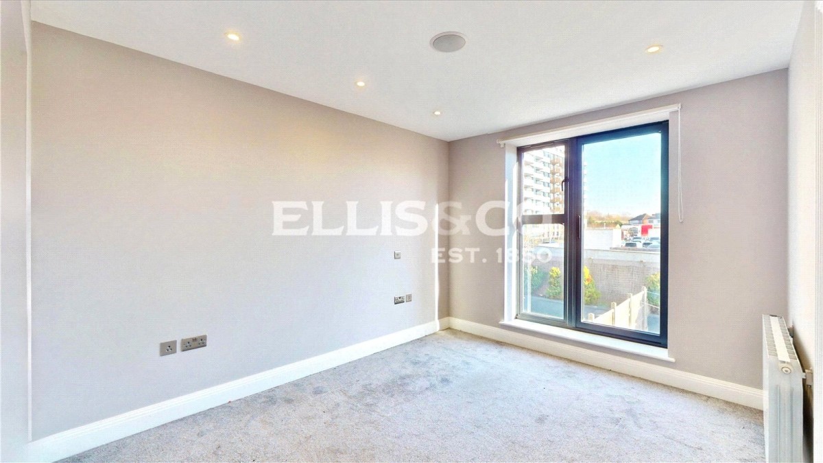 Perivale, Greenford