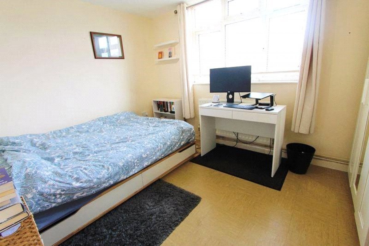 Canberra Drive, Northolt