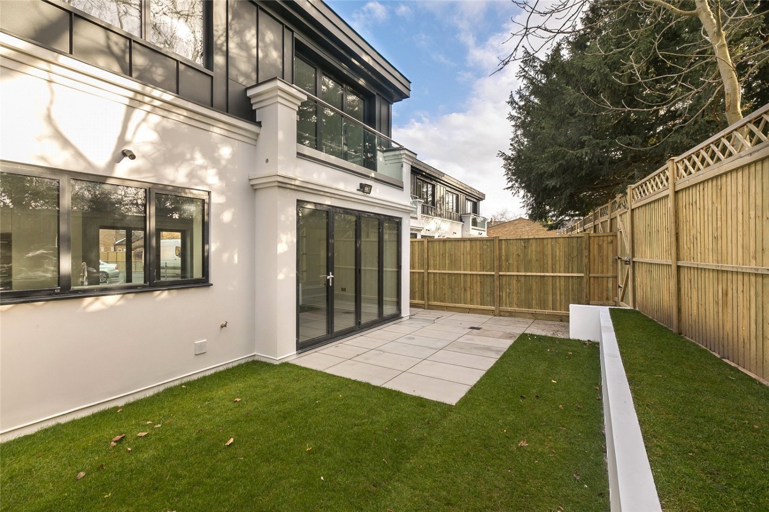 Hanwell, Ealing