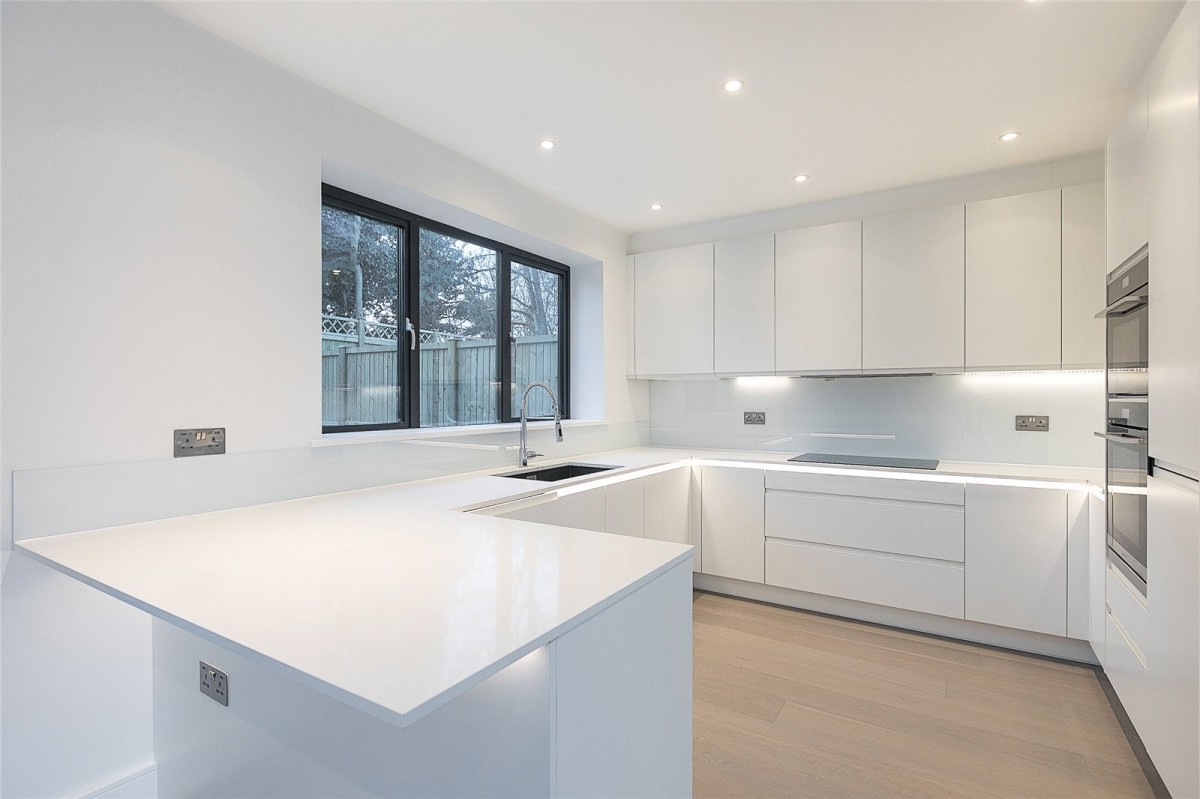 Hanwell, Ealing