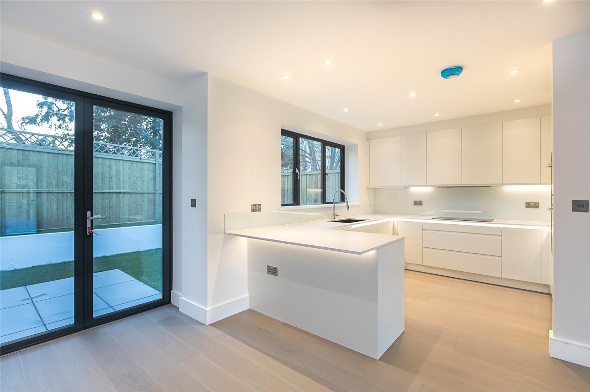 Hanwell, Ealing